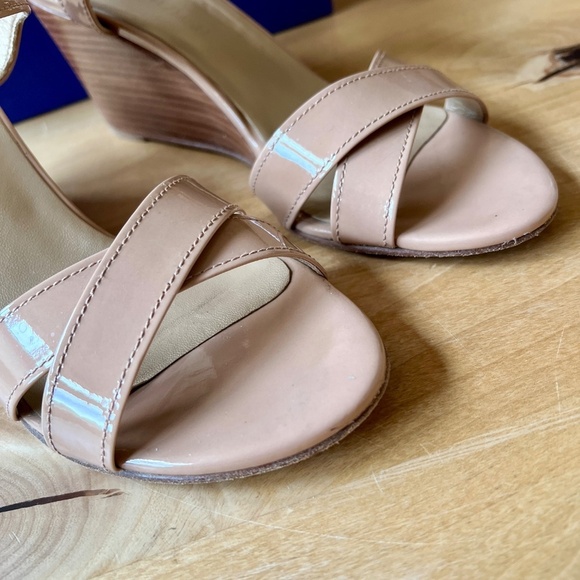 STUART WEITZMAN NEXTWEDGE ADOBE ANILINE SANDAL 9 LEATHER ADJ STRAP SUMMER CHIC - Picture 5 of 11